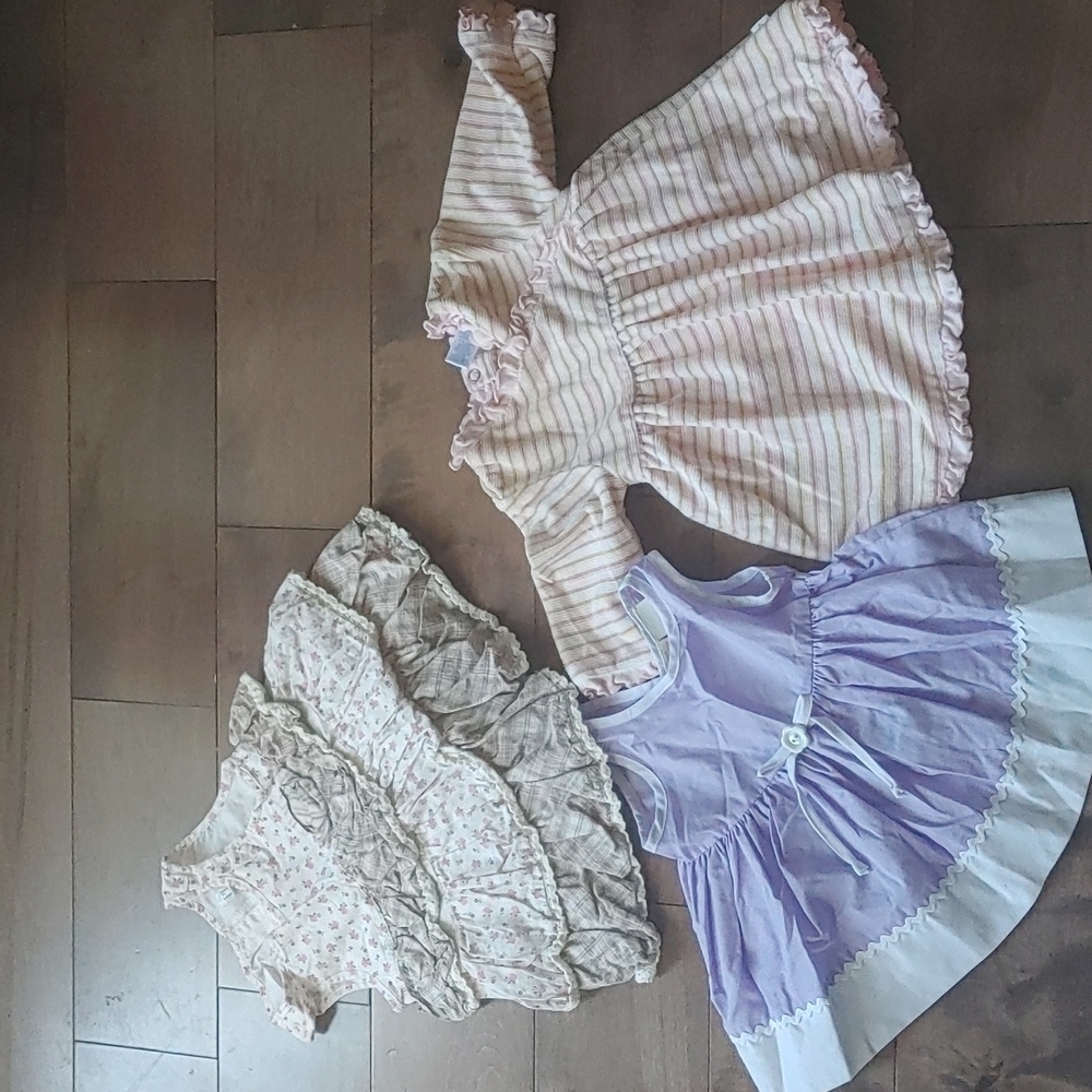3‎ Beautiful baby girl dresses size 0-3 Months